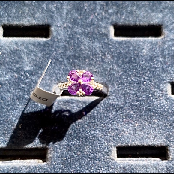 COPY - Beautiful Zambian Amethyst ring sz 8 - Picture 3 of 3